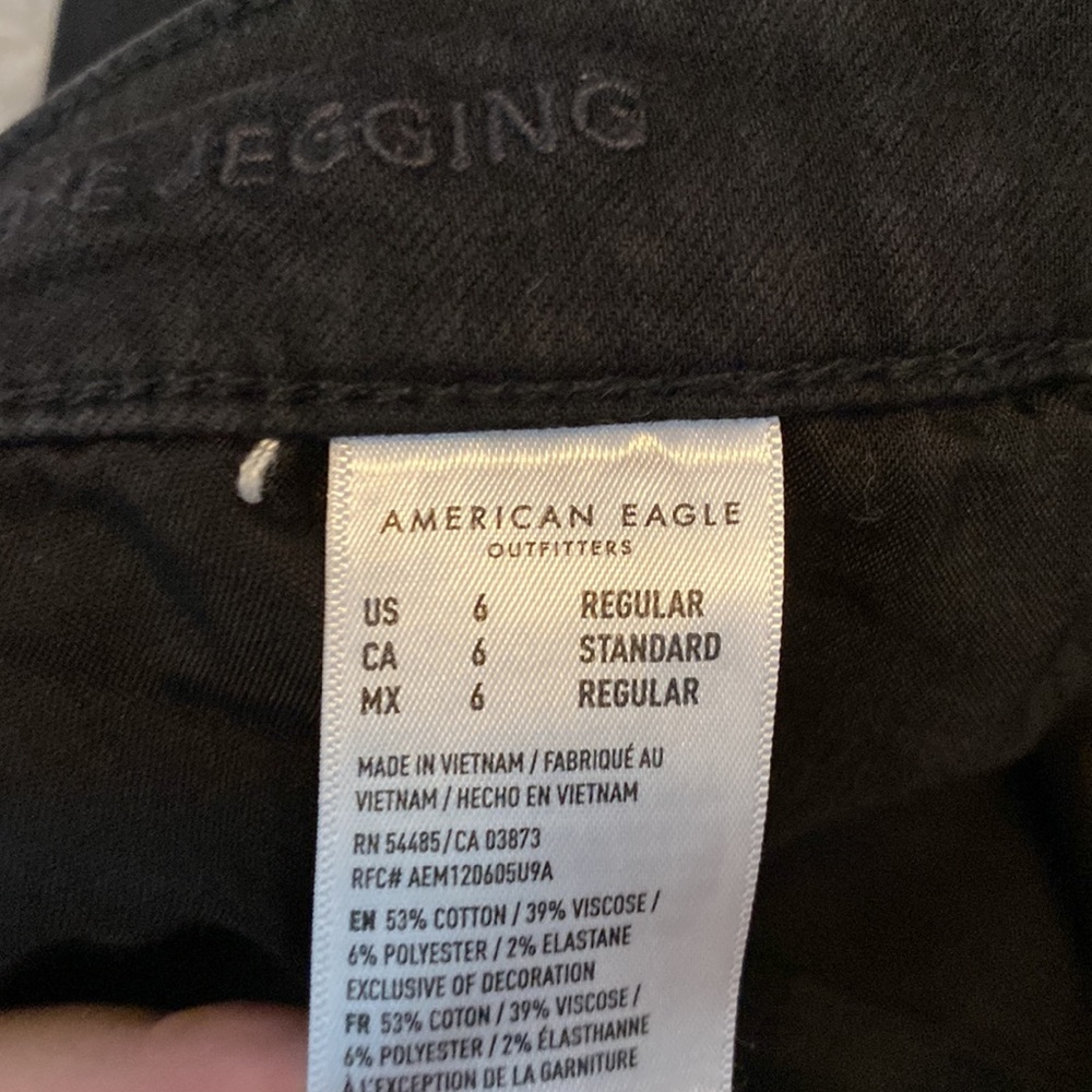 AE BLACK HIGHEST RISE RIPPED JEANS - Picture 3 of 3